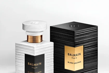 Le nouveau parfum « Blanc Galaxie » de Balmain dégage une énergie céleste dans son flacon
