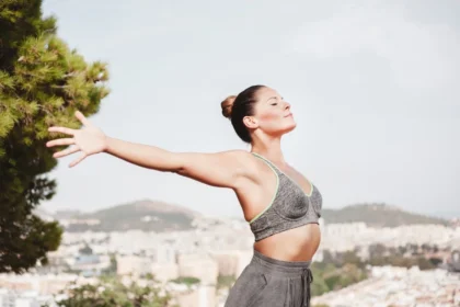 Comment la respiration consciente influence-t-elle positivement le fonctionnement de notre cerveau ?