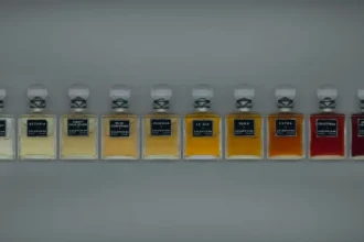 Les parfums Balenciaga font leur grand retour avec une collection inédite de dix fragrances